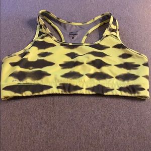 Nike pro sports bra